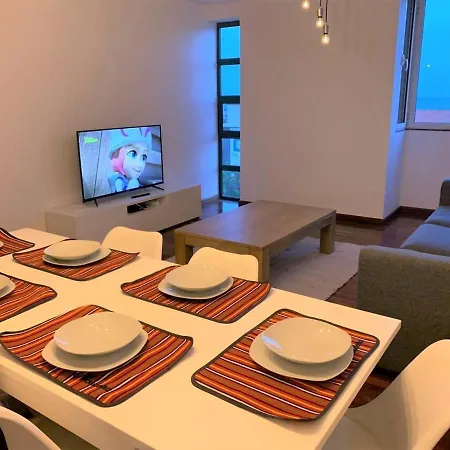 Madeira, 3 Bedroom Apartment With Ocean Views In Funchal Exterior photo